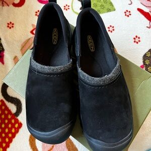 Keen Black and Gray Slip-On Shoes